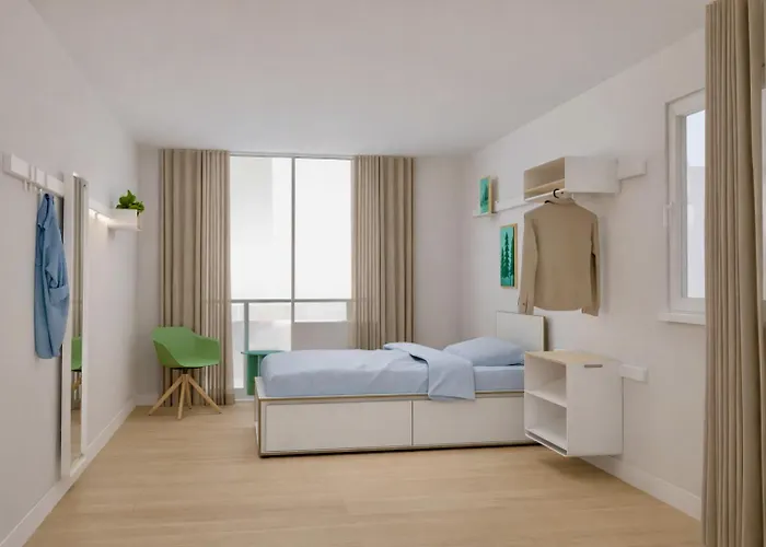 Neueroeffnung Haus Zum Wald