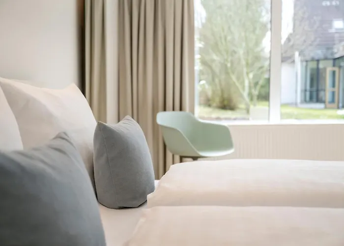 Neueroeffnung Haus Zum Wald