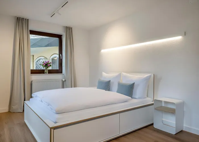 Neueroeffnung Haus Zum Wald Aparthotel 3*